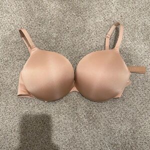 Skims Ultimate Bra 38C NWT